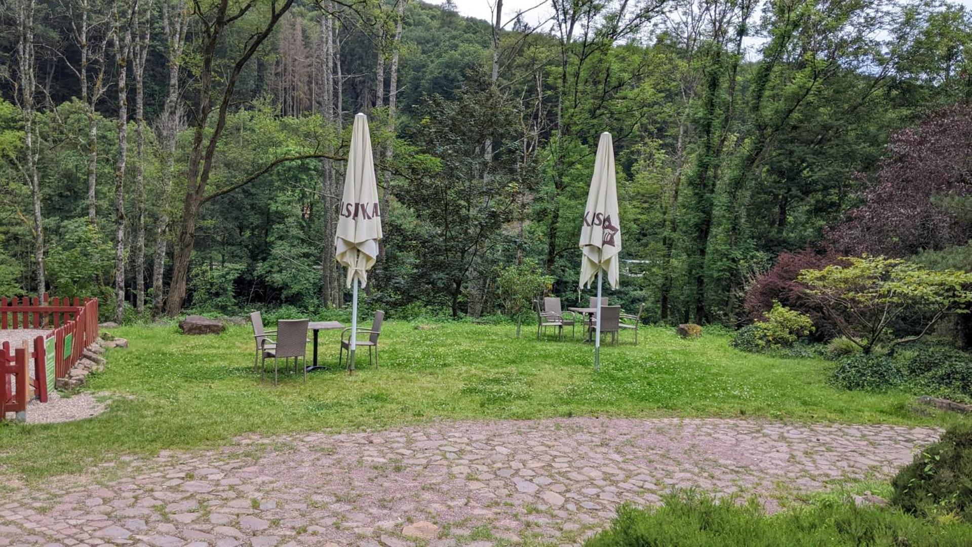 Hotel Und Restaurant Halbinsel Blieskastel Eksteriør billede