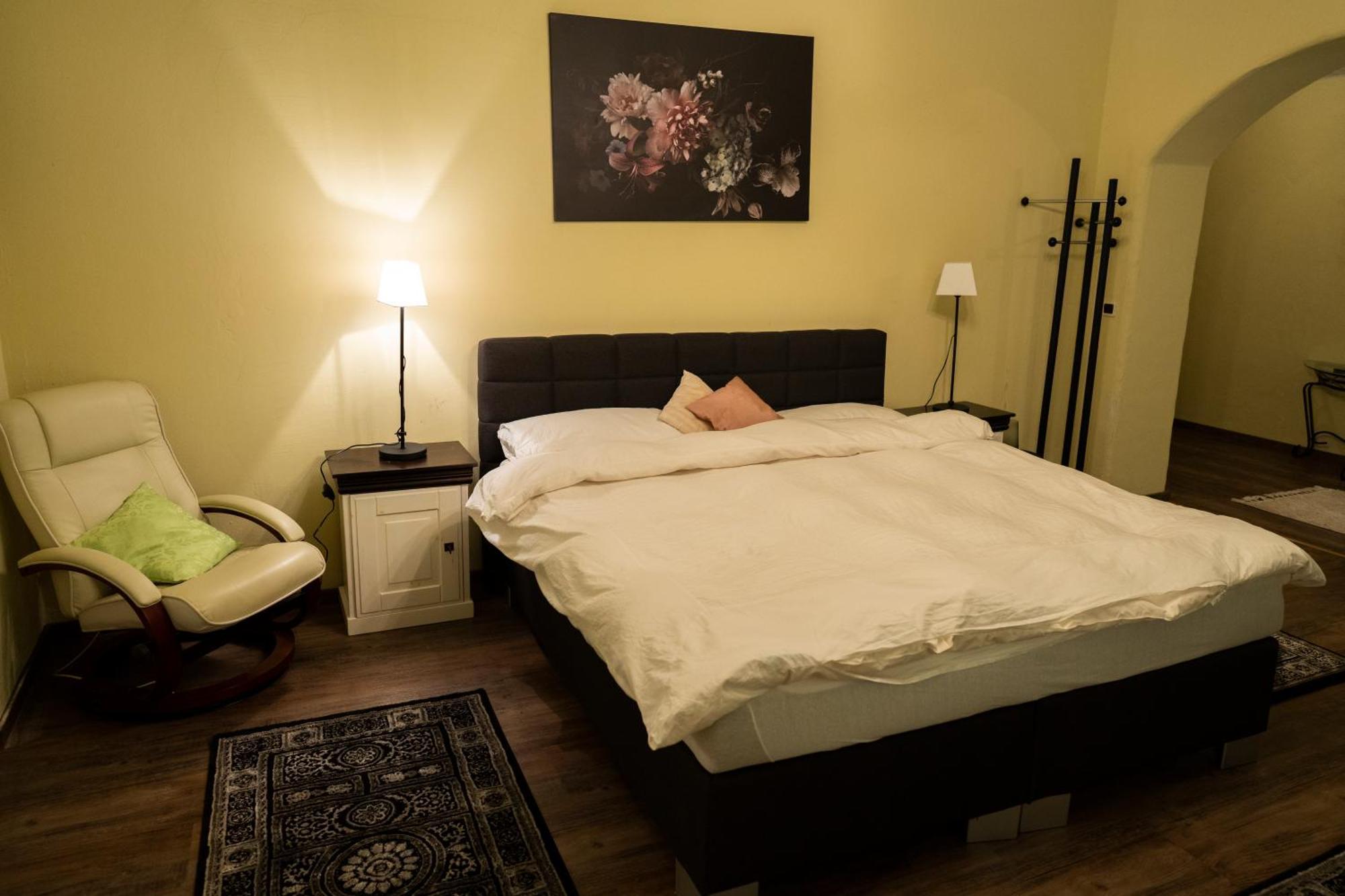 Hotel Und Restaurant Halbinsel Blieskastel Eksteriør billede